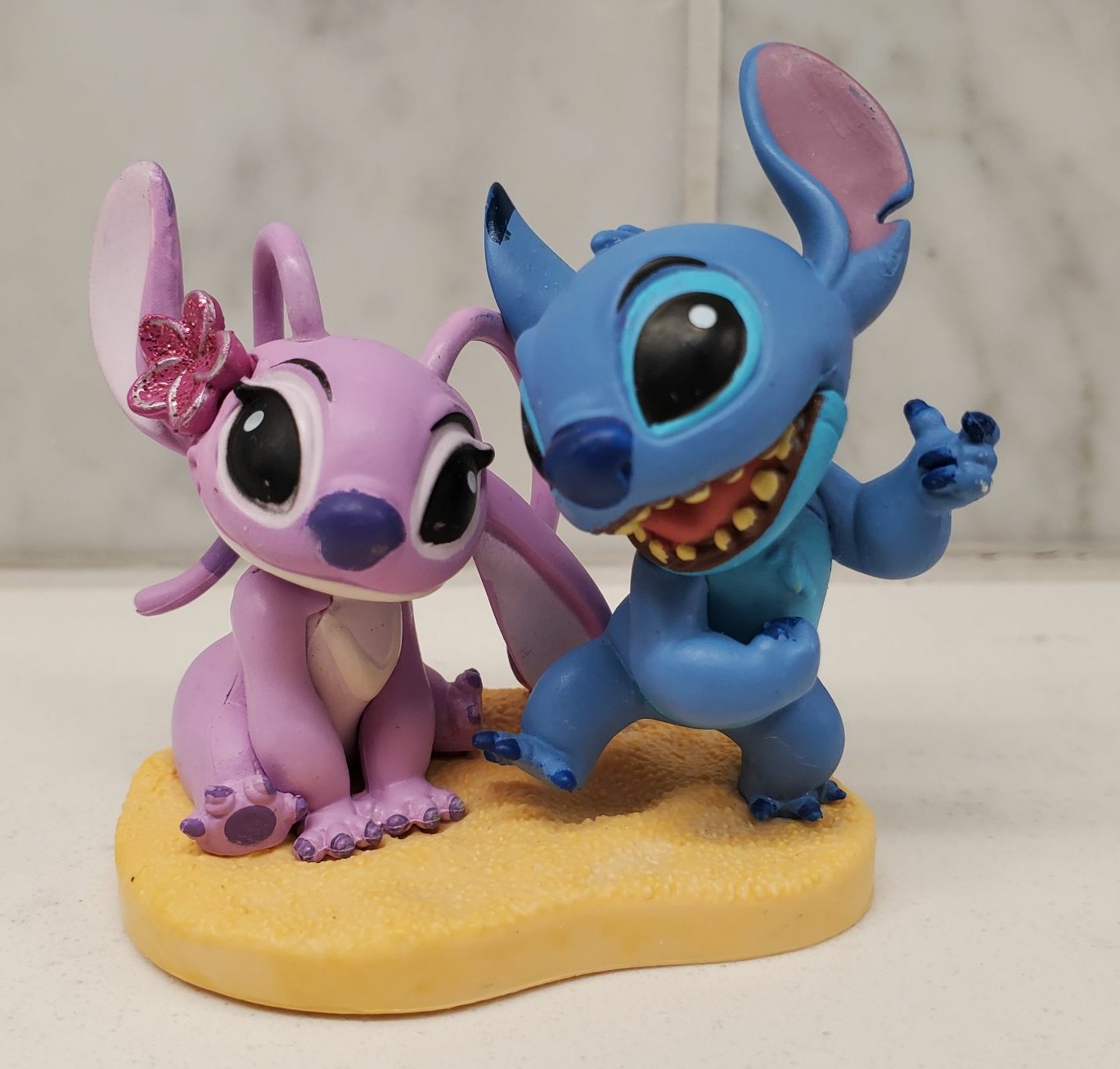 New 2.5" Tall Disney Collectible Mini Figure Dumbo Elephant Cake Topper Toy New 2.5" Tall Disney Collectible Mini Figure Dumbo Elephant Cake Topper Toy